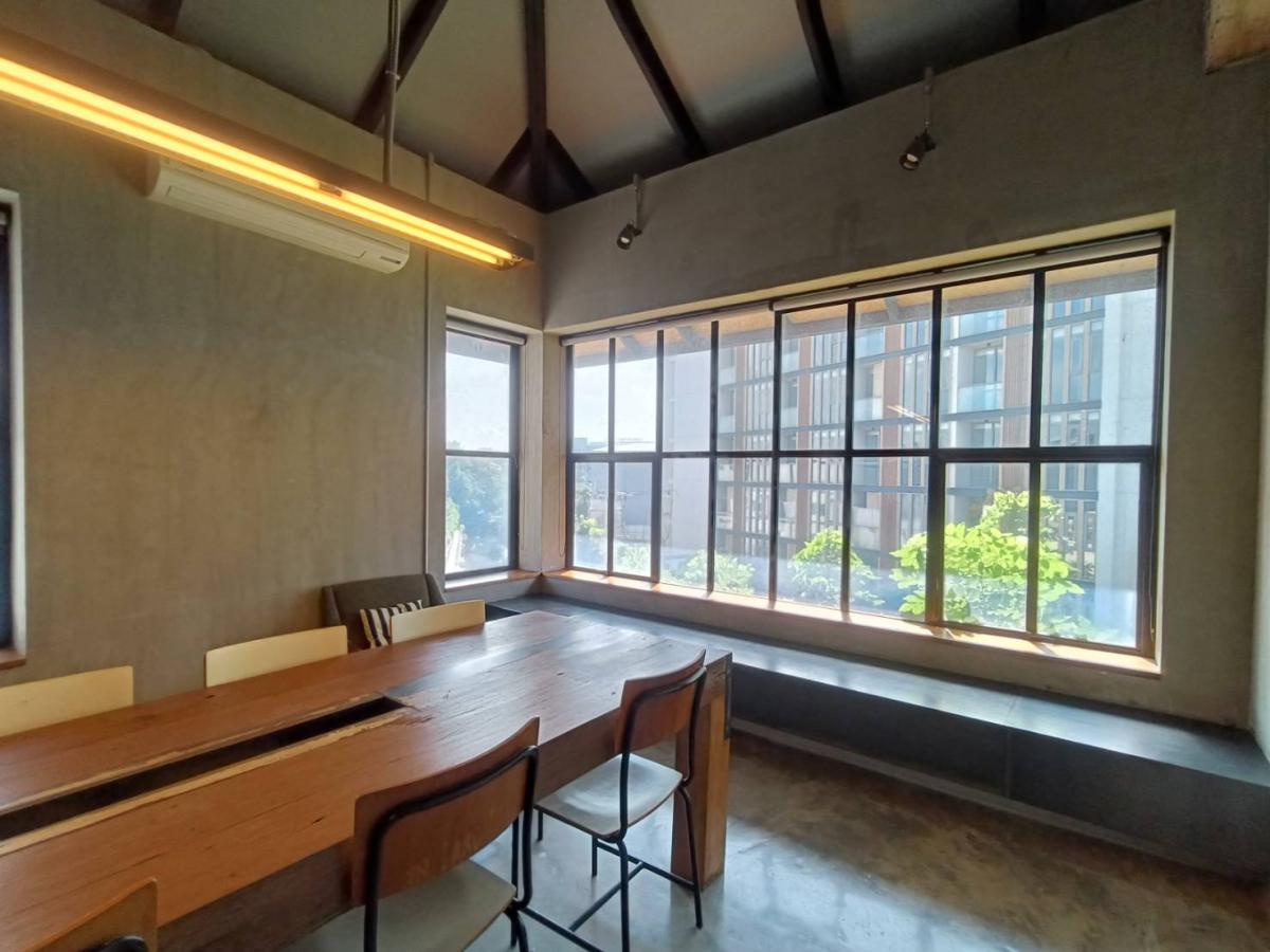 For SaleOfficeRamkhamhaeng, Hua Mak : The ultimate in luxury, 9 bedroom Home Office in the heart of Ramkhamhaeng. For sale 49 million, house and land 1,200 sq m. Spacious area, ready to invest immediately.