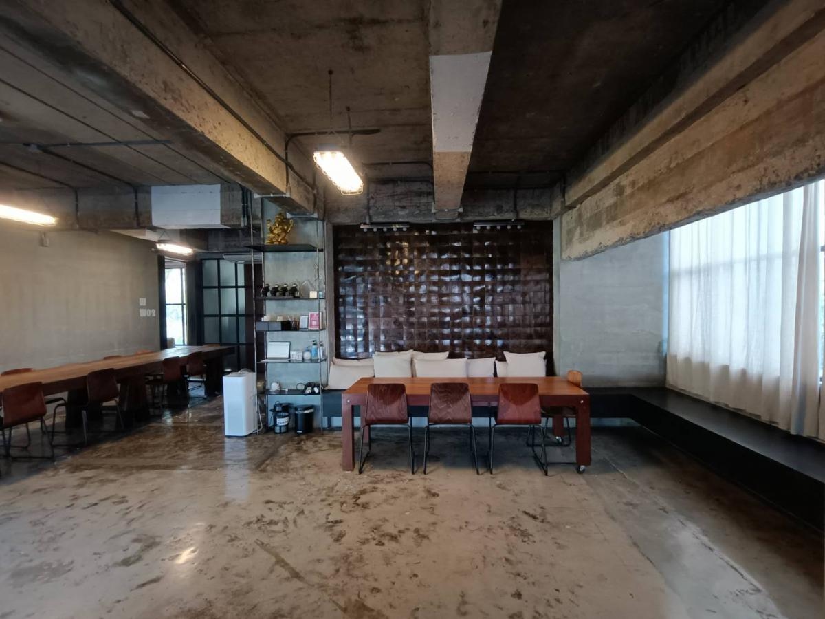 For SaleOfficeRamkhamhaeng, Hua Mak : The ultimate in luxury, 9 bedroom Home Office in the heart of Ramkhamhaeng. For sale 49 million, house and land 1,200 sq m. Spacious area, ready to invest immediately.