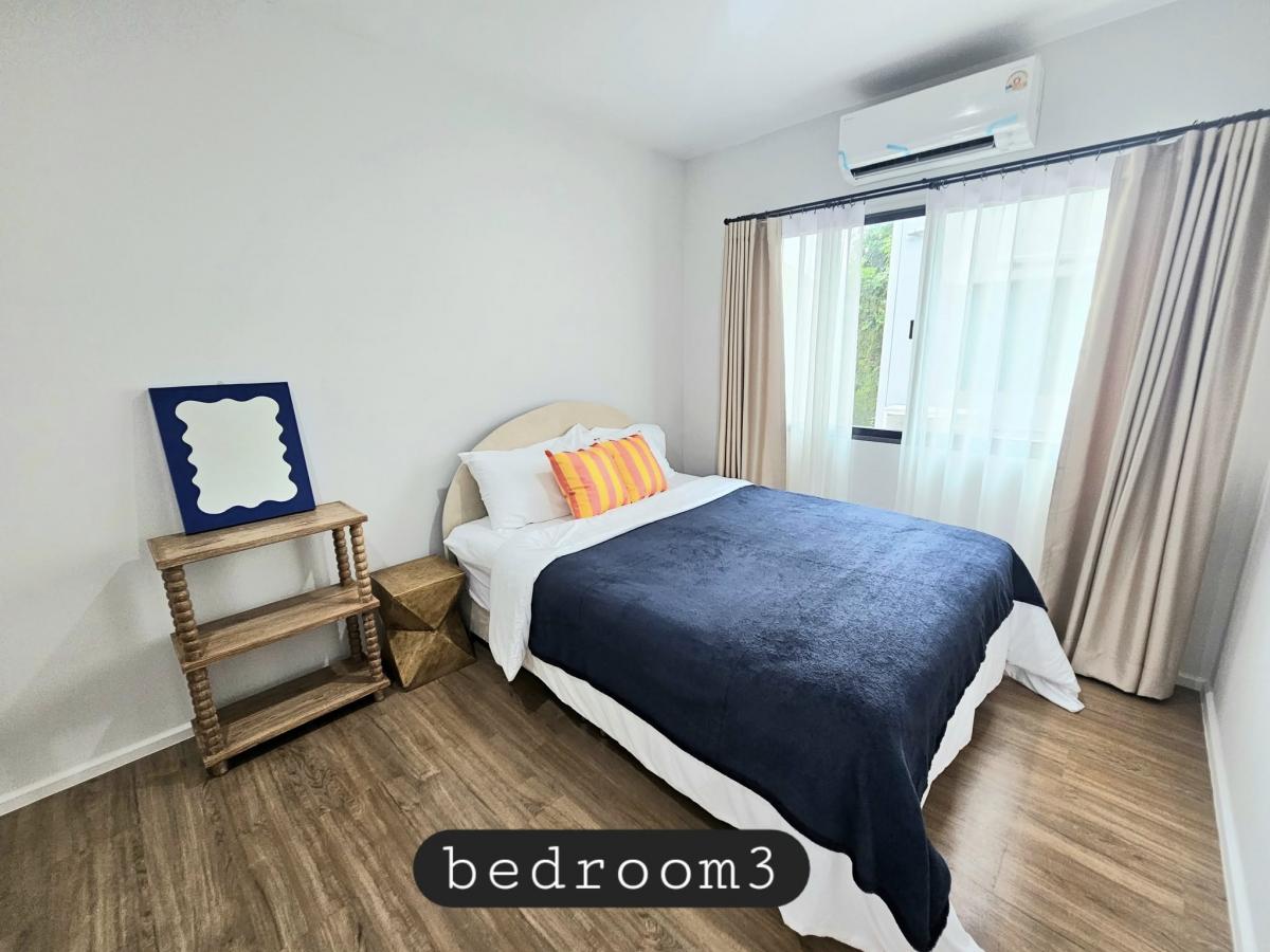 For RentTownhomeMin Buri, Romklao : Single house, 3 bedrooms, with a spacious area of 152 sq m. Rent only 55,000 baht/month, near Rama 9-Krungthep Kreetha!
