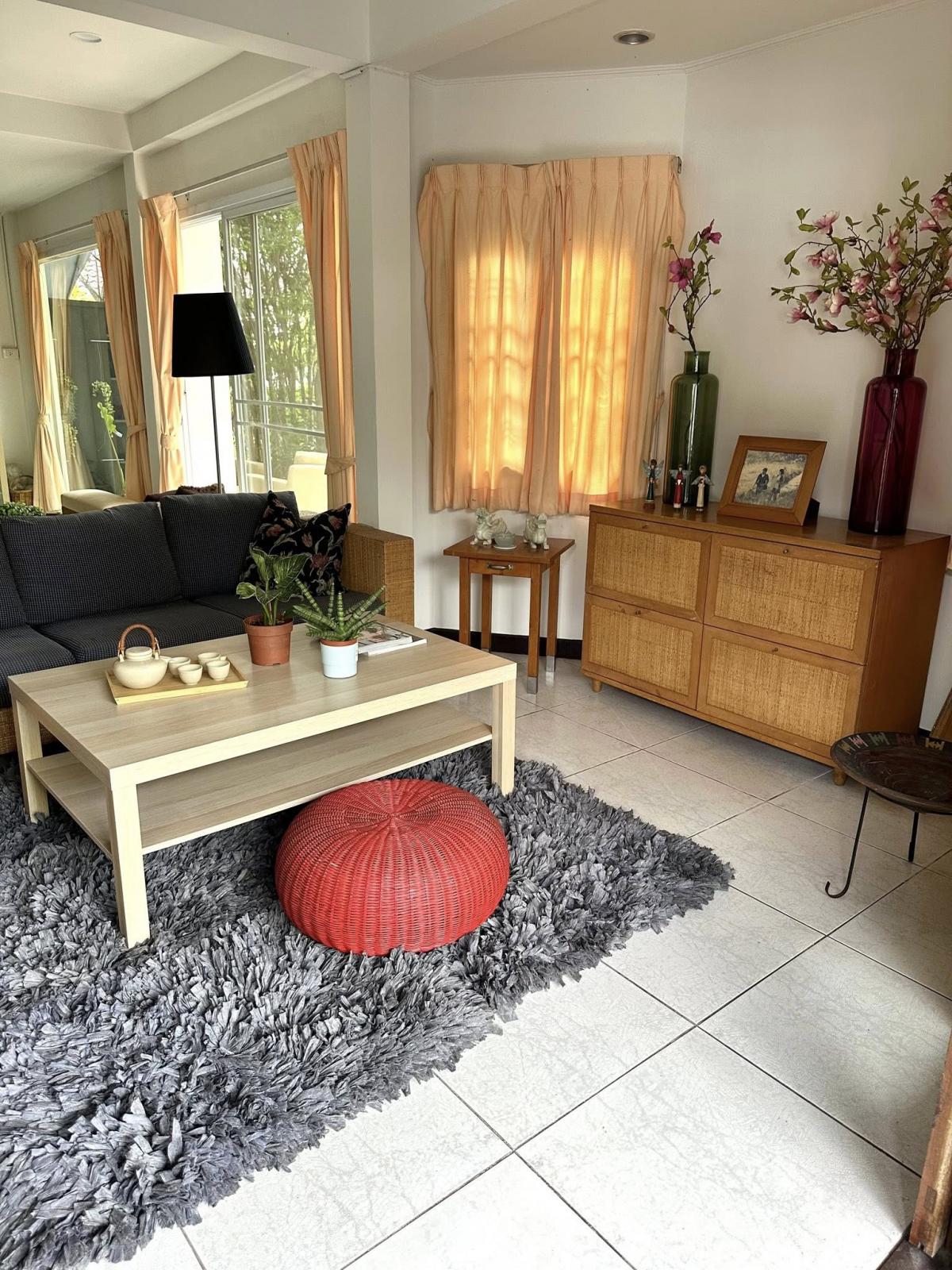 For RentHouseMin Buri, Romklao : Luxurious 4 bedroom house, Ratchaphruek location, ready to move in. Luxury 4-Bedroom Home in Ramkhamhaeng 112 – Your Dream Awaits!