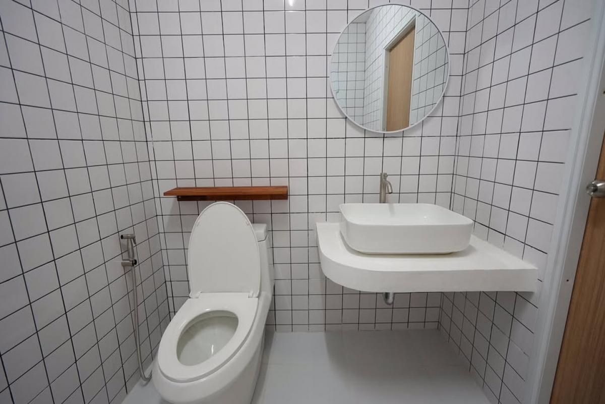 ขายอาคารพาณิชย์สาทร นราธิวาส : 28/02/2026, รีโนเวทใหม่ ใจกลางเจริญรัถ 4.5 ล้าน พร้อมอยู่ ใกล้ BTS วงเวียนใหญ่ เพียง 700 ม. เดินทางสะดวกสุด ๆ