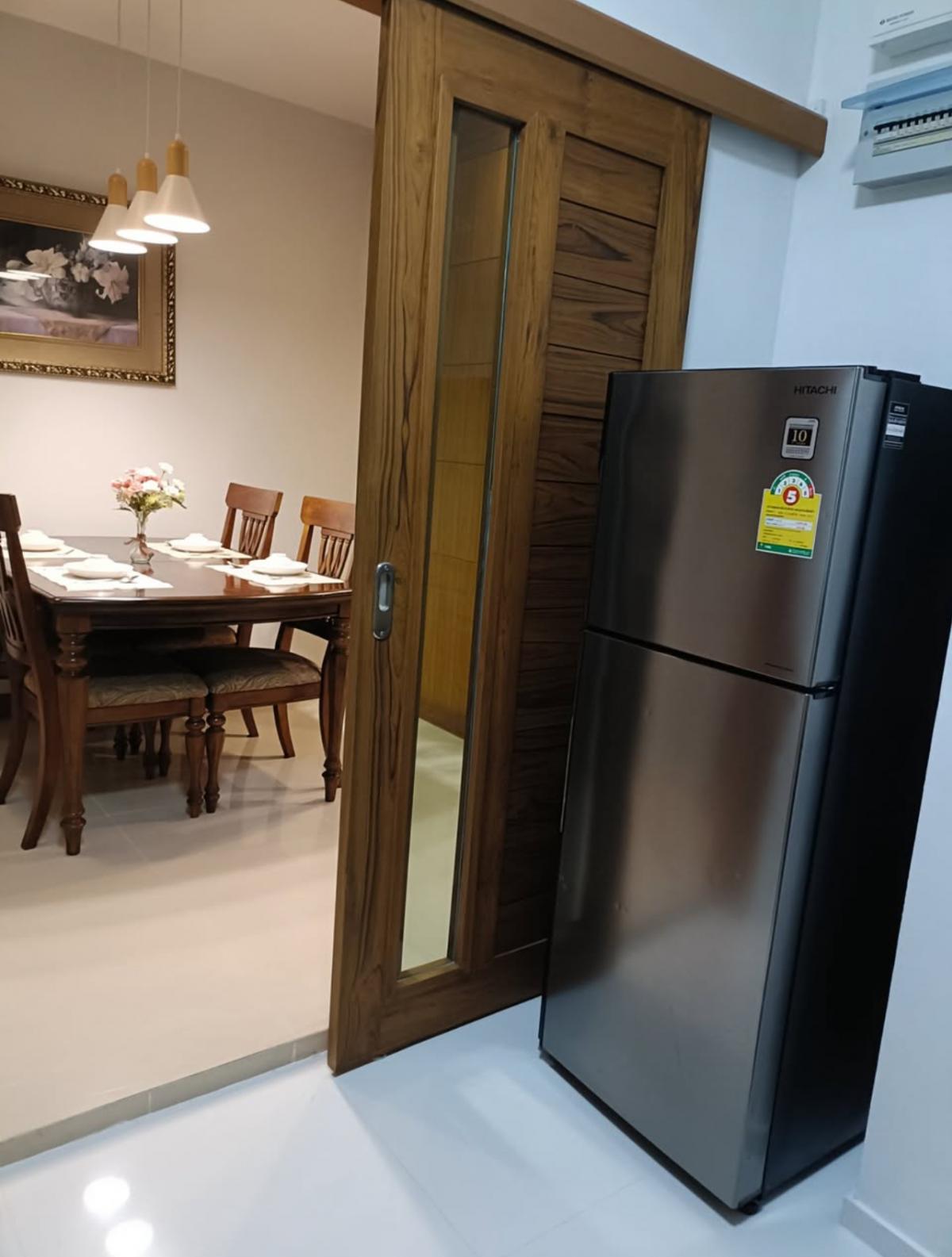 For RentTownhomeLadkrabang, Suwannaphum Airport : 3-story townhome for rent, ready to move in, near Suvarnabhumi Beautiful house, fully furnished, comfortable, safe, easy to travel.