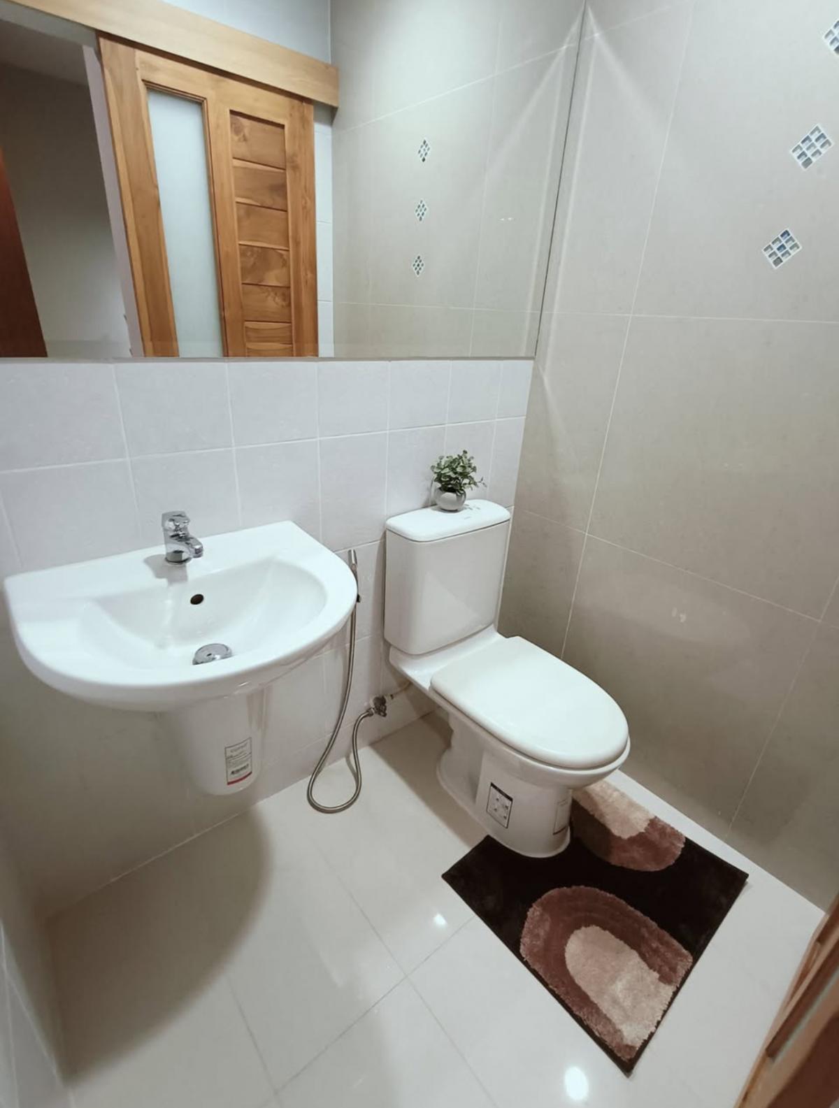 For RentTownhomeLadkrabang, Suwannaphum Airport : 3-story townhome for rent, ready to move in, near Suvarnabhumi Beautiful house, fully furnished, comfortable, safe, easy to travel.