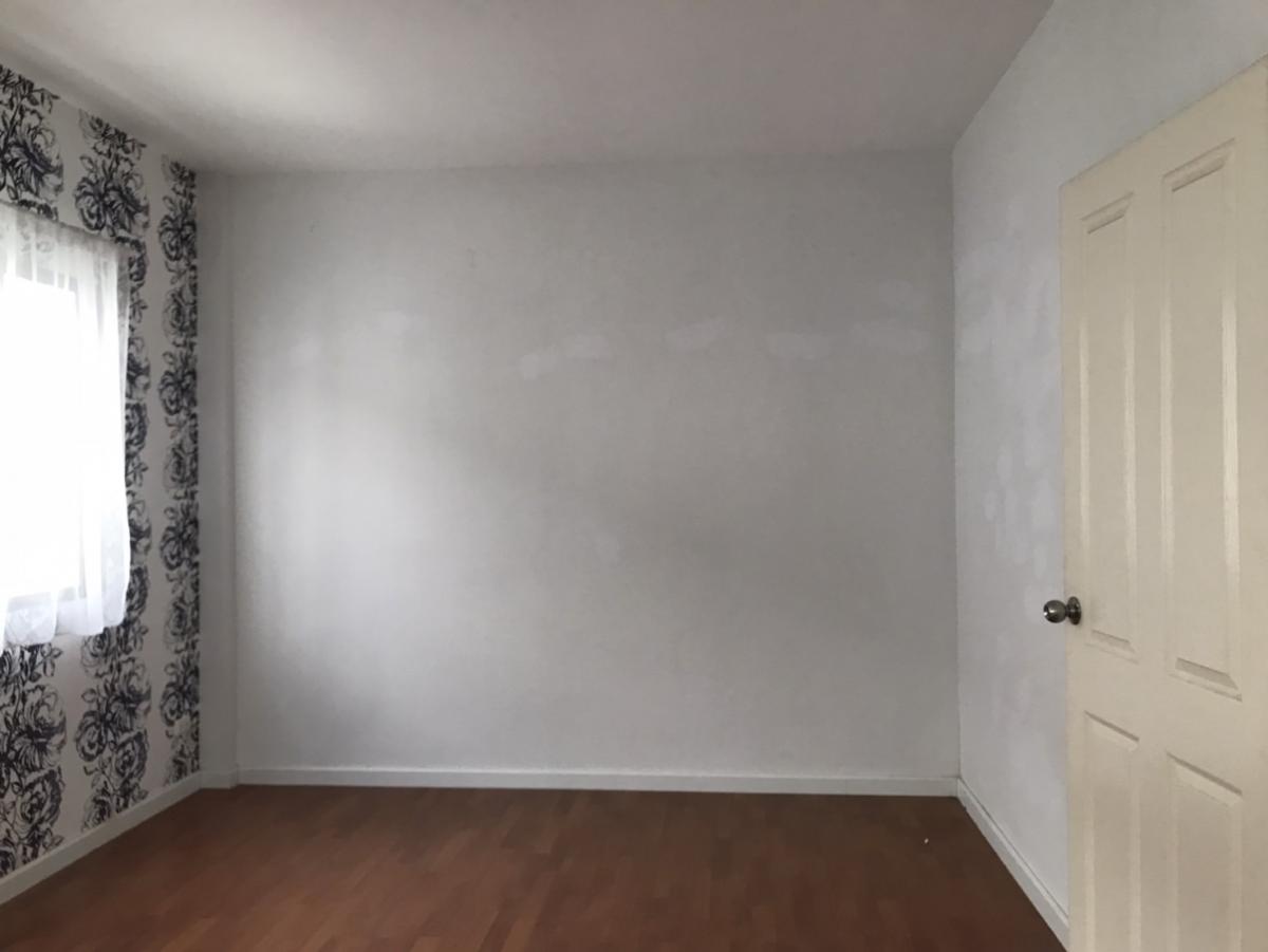 For SaleTownhomeLadkrabang, Suwannaphum Airport : Beautiful house, 3 bedrooms, in the heart of On Nut-Udomsuk, only 4 million. Cheap rent 22,000 baht/month, ready to move in immediately!