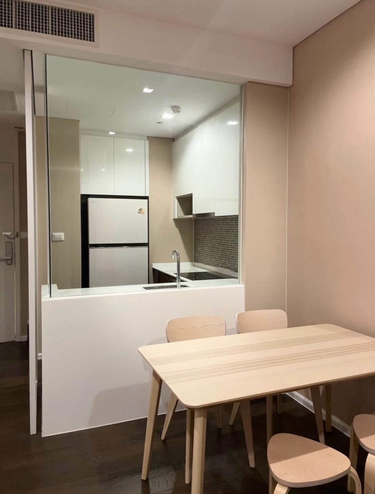 ขายคอนโดลาดพร้าว เซ็นทรัลลาดพร้าว : 07/03/2026, รวมค่าโอนคอนโดหรู 2 นอน ใจกลางห้าแยกลาดพร้าว พร้อมสระว่ายน้ำ ฟิตเนส ครบที่ The Saint Residences!