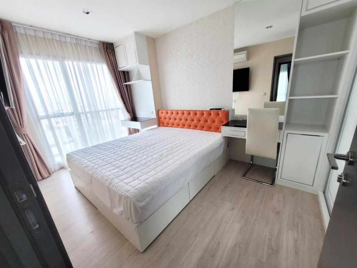 For RentCondoRatchathewi,Phayathai : 24/03/2026, Rent a RHYTHM Rangnam condo, 2 bedrooms, 2 bathrooms, near BTS Victory Monument
Beautiful view, swimming pool, complete fitness, great price 40,000 baht/month! 0642748883