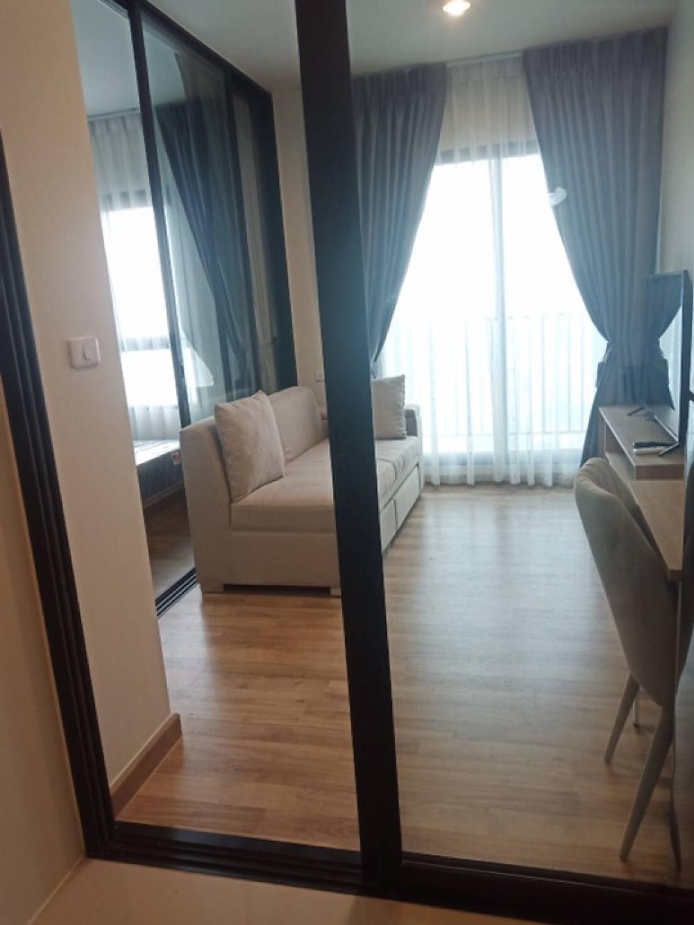 ให้เช่าคอนโดบางนา แบริ่ง ลาซาล : FOR RENT Condo Niche Mono Sukhumvit Bearing Close BTS Bearing 250 meter ให้เช่าคอนโดนิชโมโน สุขุมวิท แบริ่งใกล้บีทีเอสแบริ่ง 250 เมตรTHB 11,900New Room All new furniture Fully furnished and electric appliances Ready to move in Size 31 Sq.m 32 th Floor 1 B