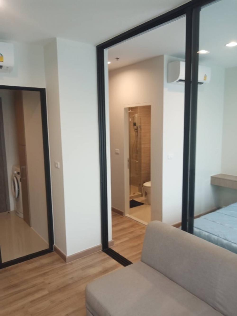 ให้เช่าคอนโดบางนา แบริ่ง ลาซาล : FOR RENT Condo Niche Mono Sukhumvit Bearing Close BTS Bearing 250 meter ให้เช่าคอนโดนิชโมโน สุขุมวิท แบริ่งใกล้บีทีเอสแบริ่ง 250 เมตรTHB 11,900New Room All new furniture Fully furnished and electric appliances Ready to move in Size 31 Sq.m 32 th Floor 1 B