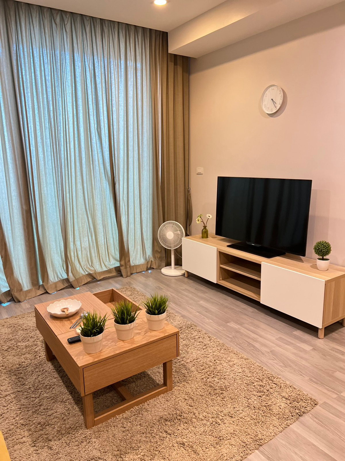 For RentCondoWongwianyai, Charoennakor : 🎁New Room // The Room Wongwianyai 2bed 2bath 77 Sqm Fullyfurnish 35,000-🎁