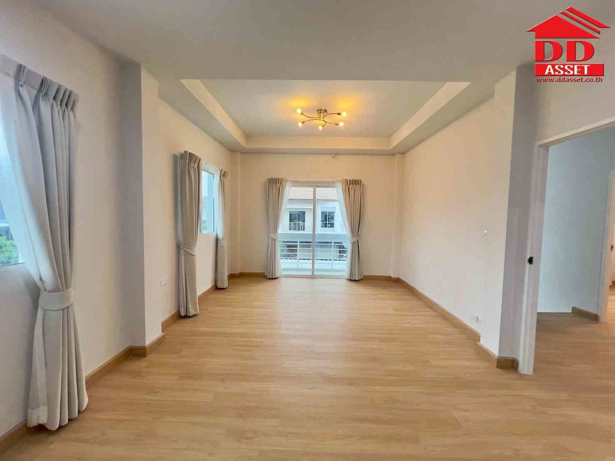 ขายบ้านนวมินทร์ รามอินทรา : ขายบ้านเดี่ยว บ้านลลิลแลนซีโอ (Lanceo Wongwaen-Ramintra) ถนนเลียบคลองสอวงแหวน-รามอินทรา รหัส : H8165