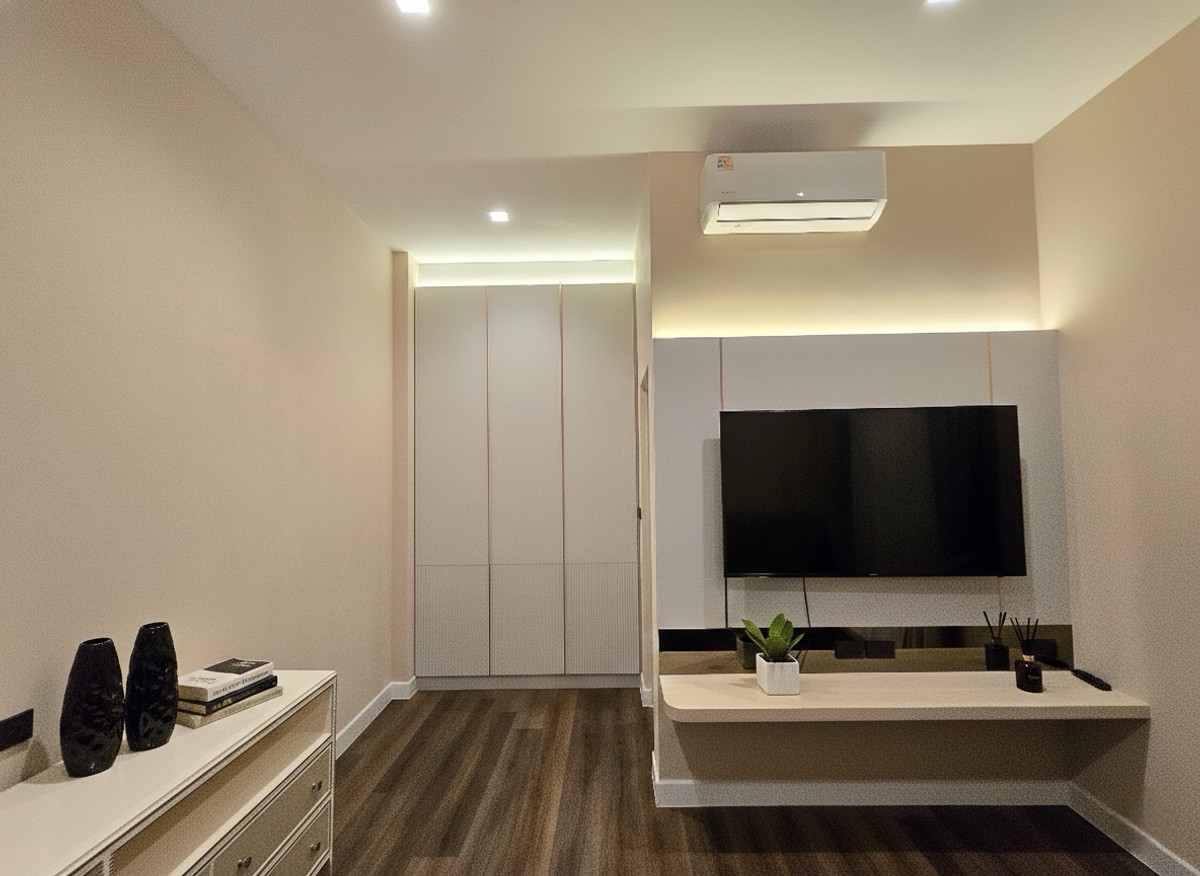 บ้านบางนา แบริ่ง ลาซาล : 🏛️🏛️ขาย/ให้เช่า บางกอก บูเลอวาร์ด บางนา-กม.5 ขนาด 237 Sq.m 4 bed 4 bath เพียง 18.5 MB เท่านั้น !! ติดต่อ 086-795-9997 (จิมมี่)