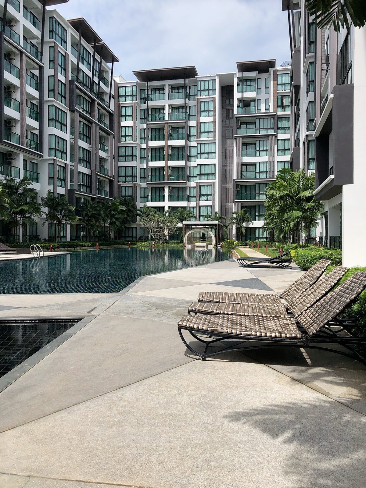 ขายคอนโดภูเก็ต : ขายคอนโดมิเนียม Royal Lee The Terminal Phuket (รอยัล ลี เดอะ เทอมินอล ภูเก็ต) ตำบลสาคู อำเภอถลาง จังหวัดภูเก็ต  ราคา 4,000,000 บาท