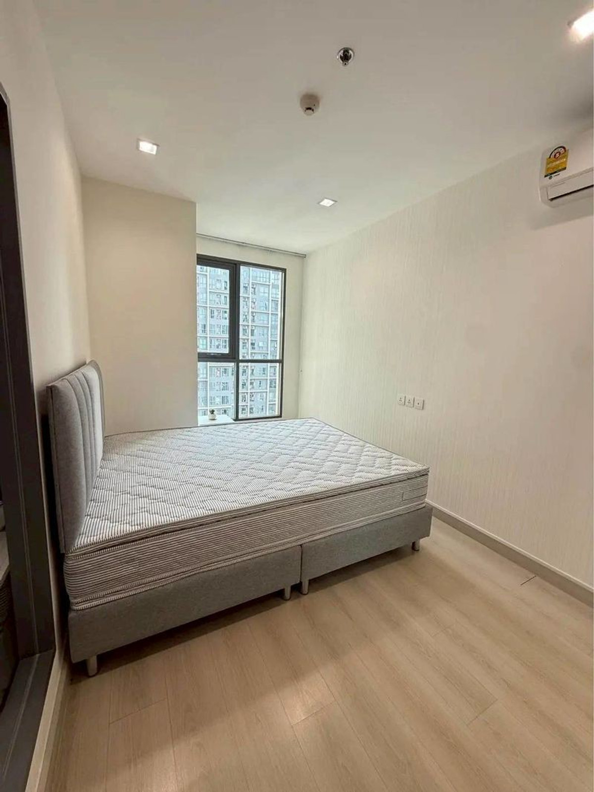 For RentCondoOnnut, Udomsuk : Condo for rent: IDEO Mobi Sukhumvit 81 (Ideo Mobi Sukhumvit 81) (( BTS onnut On Nut )) MK-02 line @livingbkk