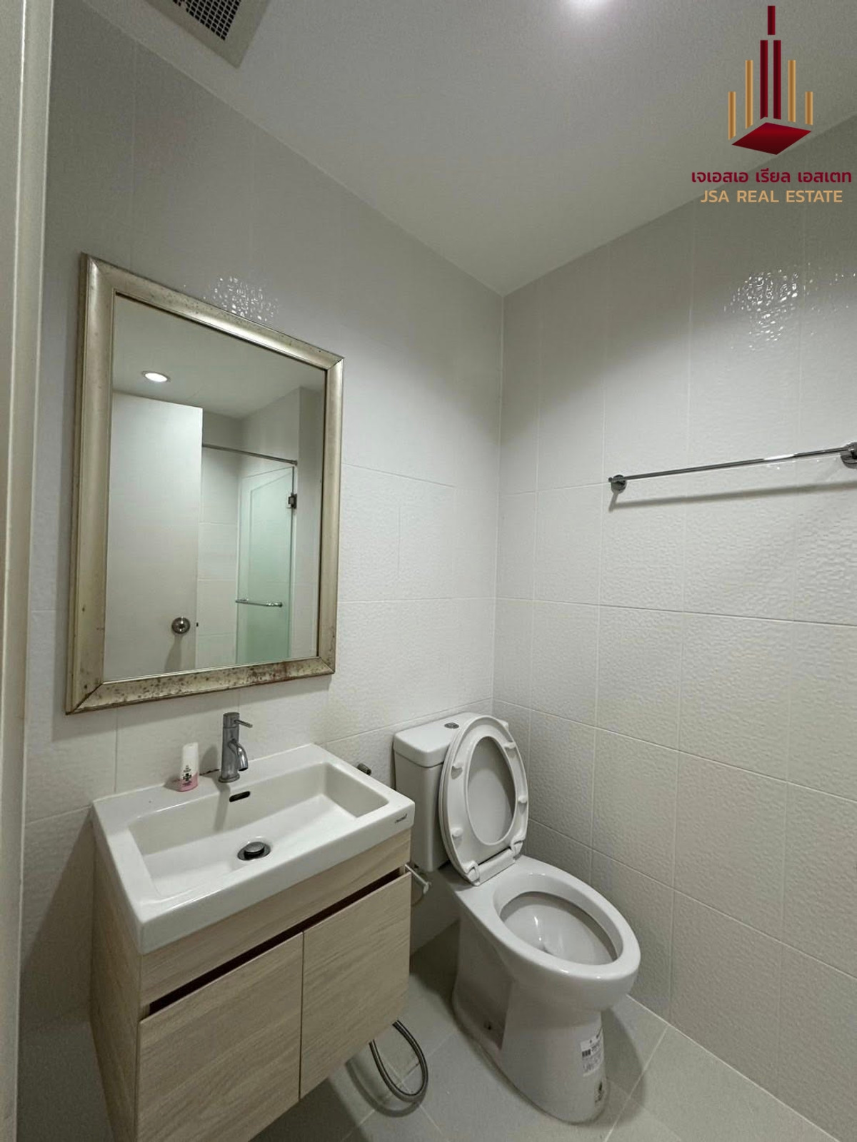 ให้เช่าคอนโดปิ่นเกล้า จรัญสนิทวงศ์ : ✨ For Rent: Thana Astoria Pinklao Condo ✨ 💰 Only 19,000 THB/month