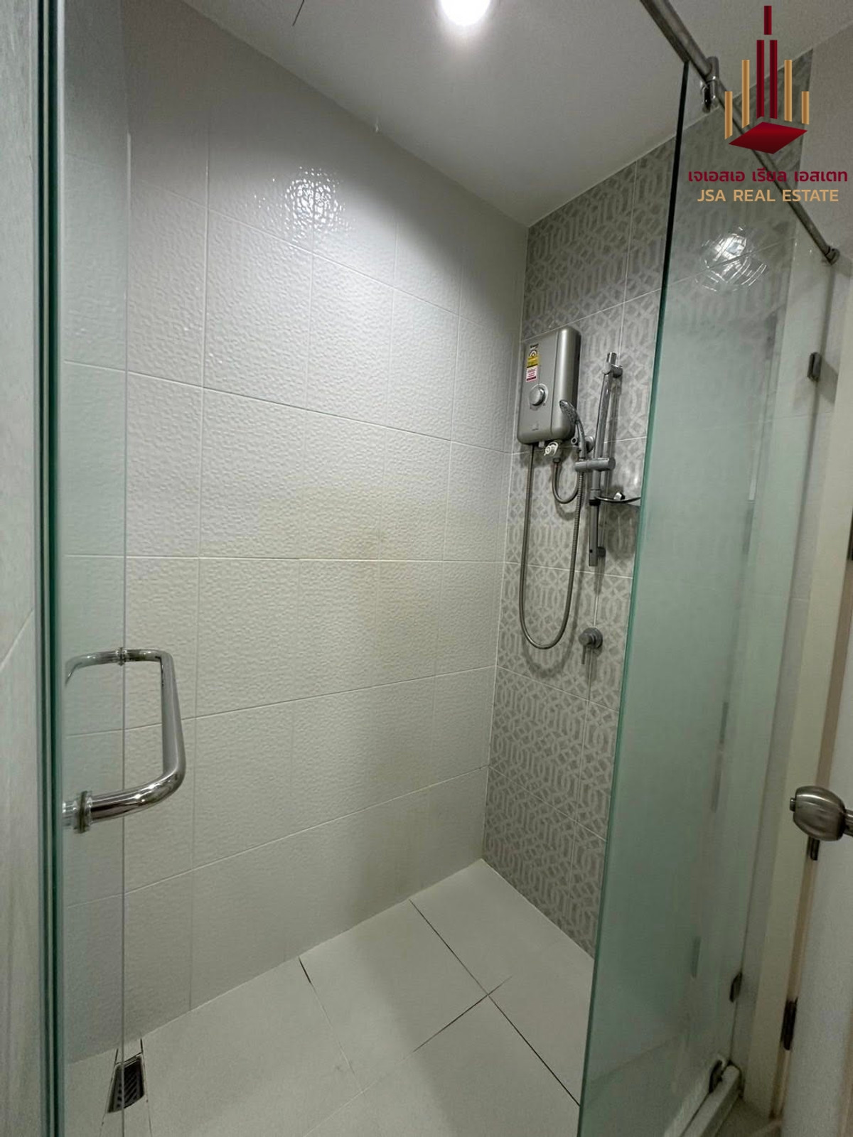 ให้เช่าคอนโดปิ่นเกล้า จรัญสนิทวงศ์ : ✨ For Rent: Thana Astoria Pinklao Condo ✨ 💰 Only 19,000 THB/month