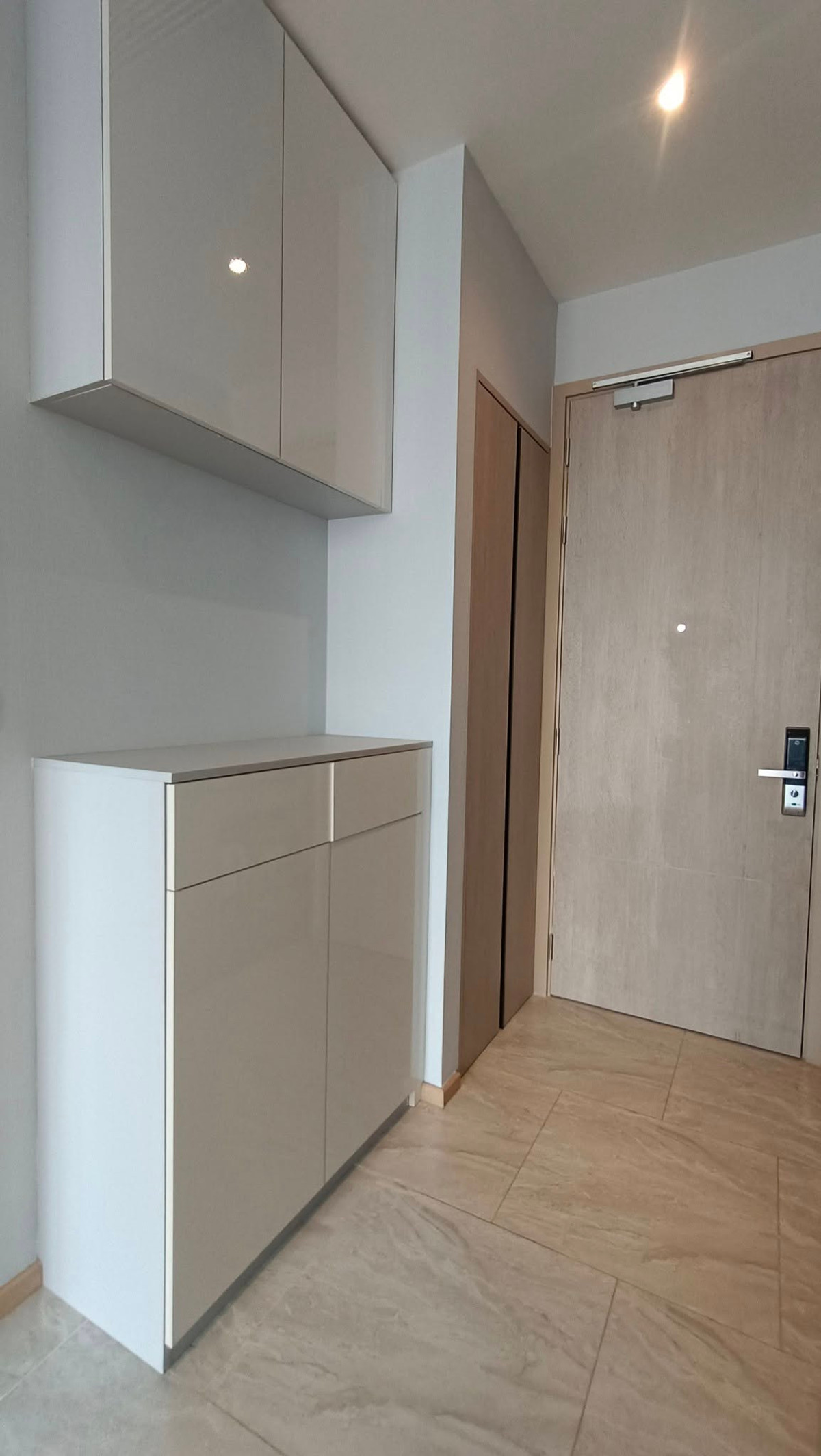 For RentCondoRama9, Petchburi, RCA : ASHTON ASOKE RAMA9 Condo for Rent🌸 Build In Design near MRT Rama 9