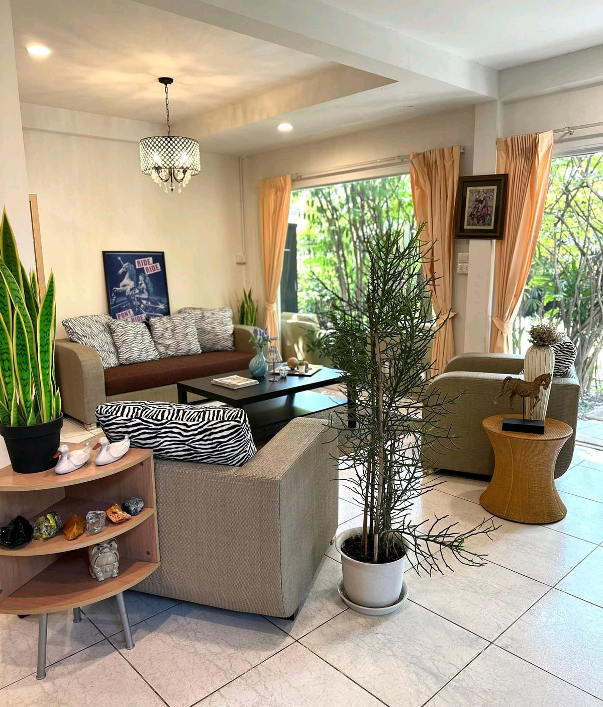 For RentHouseMin Buri, Romklao : 🌳 Quality home in a premium project, peaceful atmosphere, privacy, ready to move in.