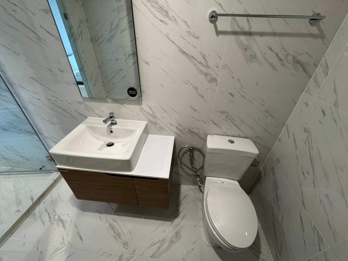 For RentCondoBangna, Bearing, Lasalle : Condo for rent, Ideo mobi sukhumvit eastpoint, fully furnished condo, ready to move in, close to BTS Bangna, only 250 meters!!