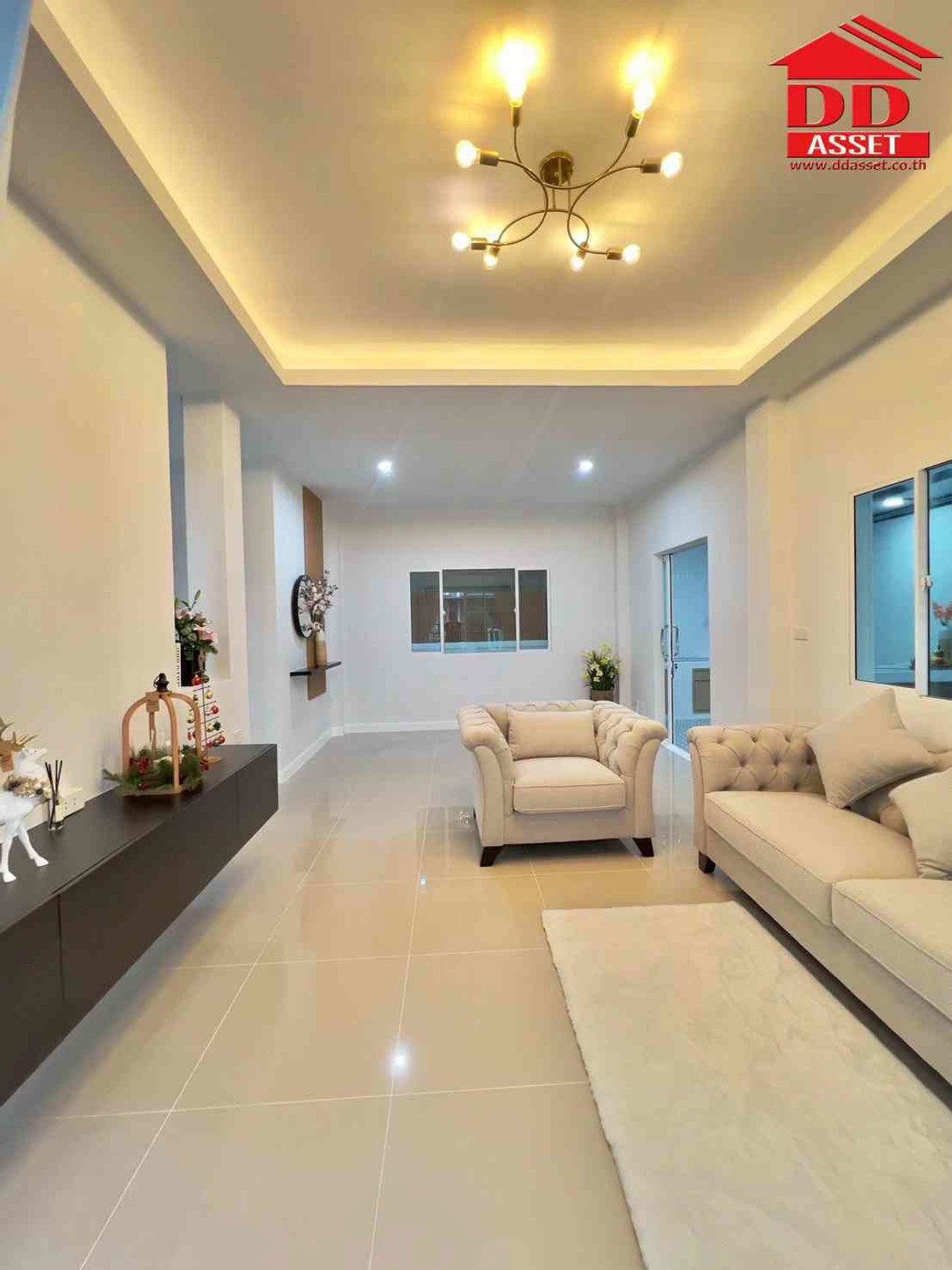 ขายบ้านนวมินทร์ รามอินทรา : ขายบ้านเดี่ยว บ้านลลิลแลนซีโอ (Lanceo Wongwaen-Ramintra) ถนนเลียบคลองสอวงแหวน-รามอินทรา รหัส : H8165