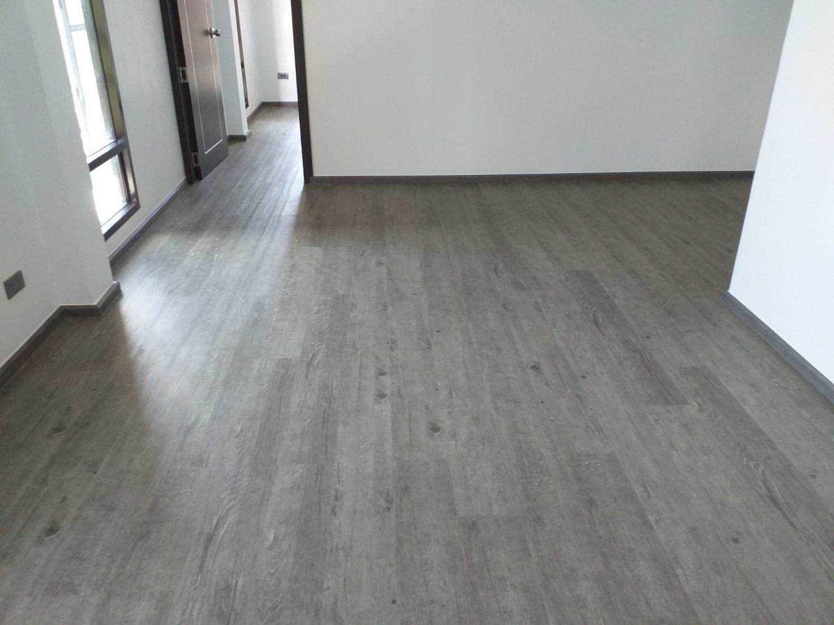 For RentWarehousePathum Thani,Rangsit, Thammasat : Factory warehouse for rent, purple area, Lam Luk Ka, Khlong 4, new, clean, open, airy, cool. Large cars can park in front of the warehouse.