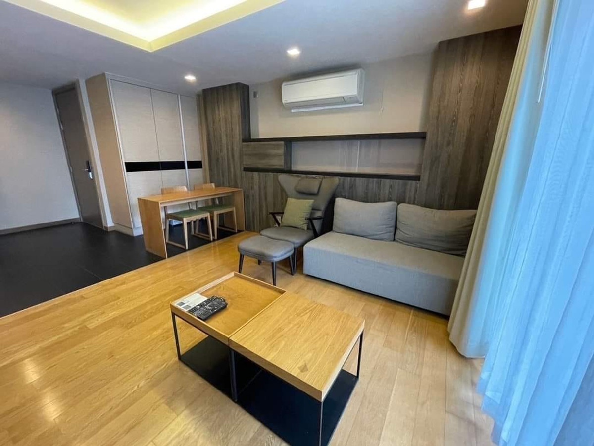 For RentCondoSukhumvit, Asoke, Thonglor : Condo for rent: Via Botani Sukhumvit 47 (Via Botani) (( BTS Phrom Phong ))(( MK-02 line @livingbkk ))