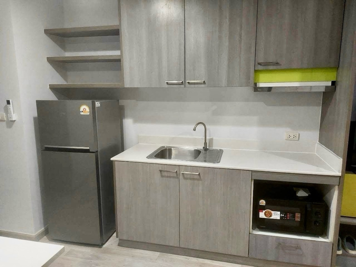 ให้เช่าคอนโดแจ้งวัฒนะ เมืองทอง : 📍โครงการ : กรีเน่ แจ้งวัฒนะ - เมืองทอง🚝 ใกล้ : MRT เมืองทองธานี 500 ม., ศูนย์ราชการแจ้งวัฒนะ💵 ราคาเช่า : 20,000 บาท / เดือน