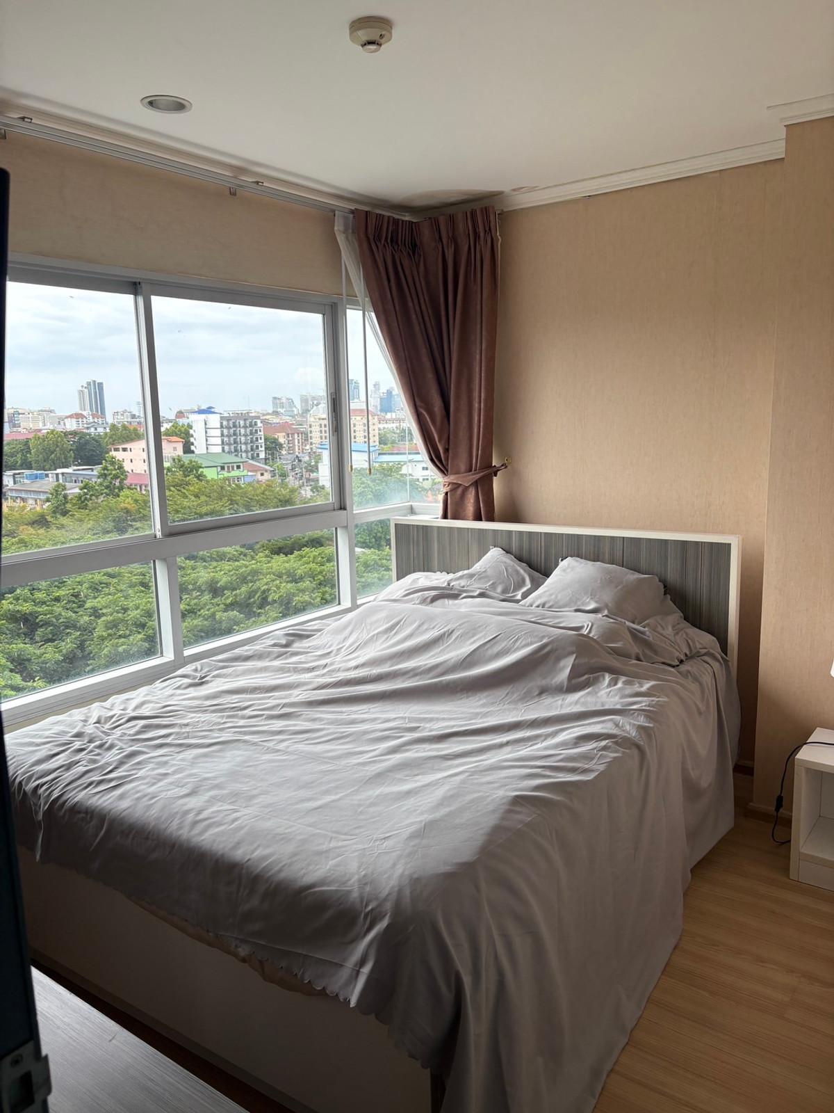 For RentCondoPattaya, Bangsaen, Chonburi : For rent condo The Grass souht pattaya 2 Beds (S03-2352) 