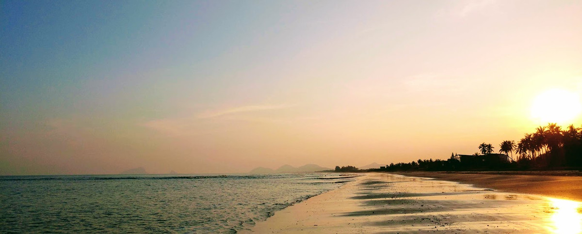 ขายที่ดินหัวหิน ประจวบคีรีขันธ์ : ที่ดินชายทะเล  สำหรับบ้านพักตากอากาศ  บ่อนอก-กุยบุรี ประจวบคีรีขันธ์