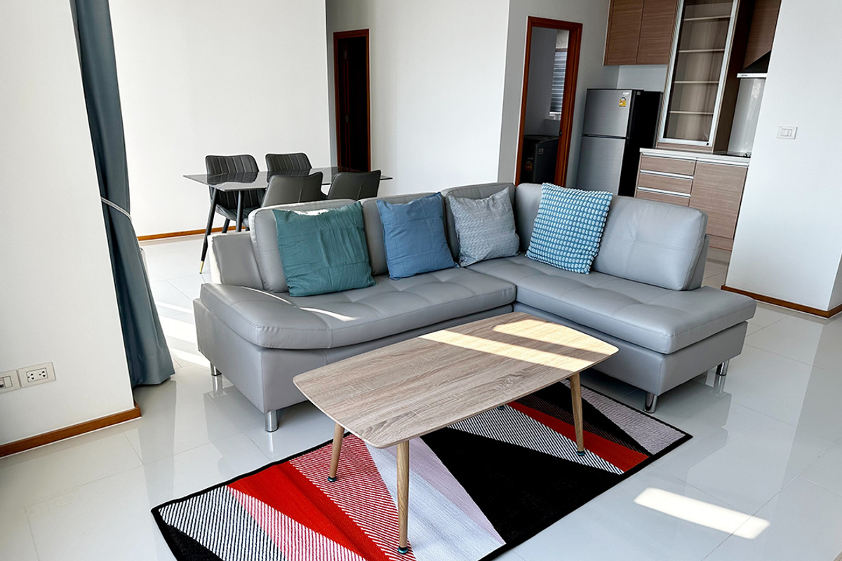 ให้เช่าคอนโดสุขุมวิท อโศก ทองหล่อ : ให้เช่า ดิ เอ็มโพริโอ เพลส ห้องมุม 2 ห้องนอน 3 ห้องน้ำ ตกแต่งครบ