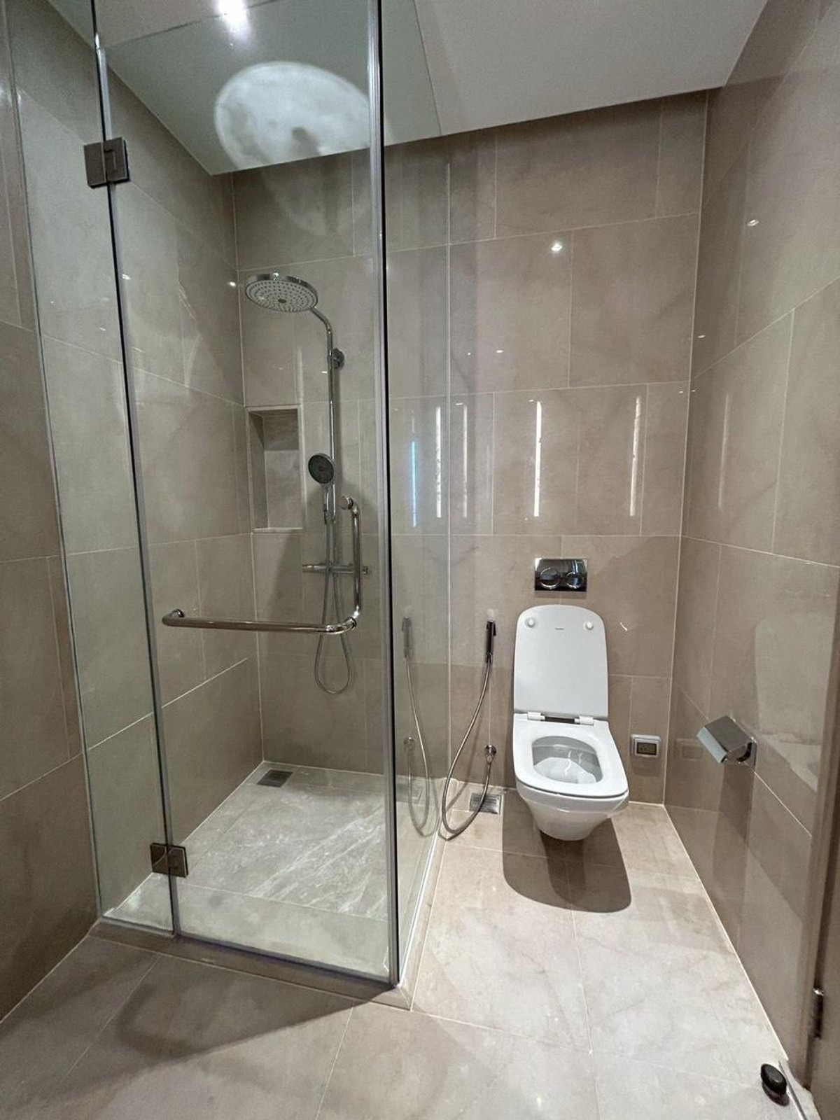 For RentCondoWongwianyai, Charoennakor : ✨ Magnolias Icon Siam- Luxury condo 1 bedroom 🔥65k, high floor, fully furnished.