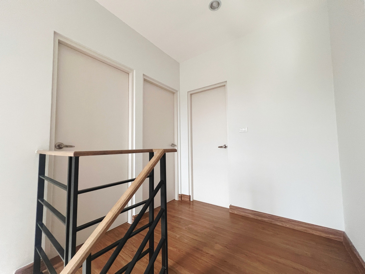 Onnut, Udomsuk : P-2936 For sale/rent semi-detached house Baan Klang Muang The Edition Sukhumvit - On Nut, ready to move in.