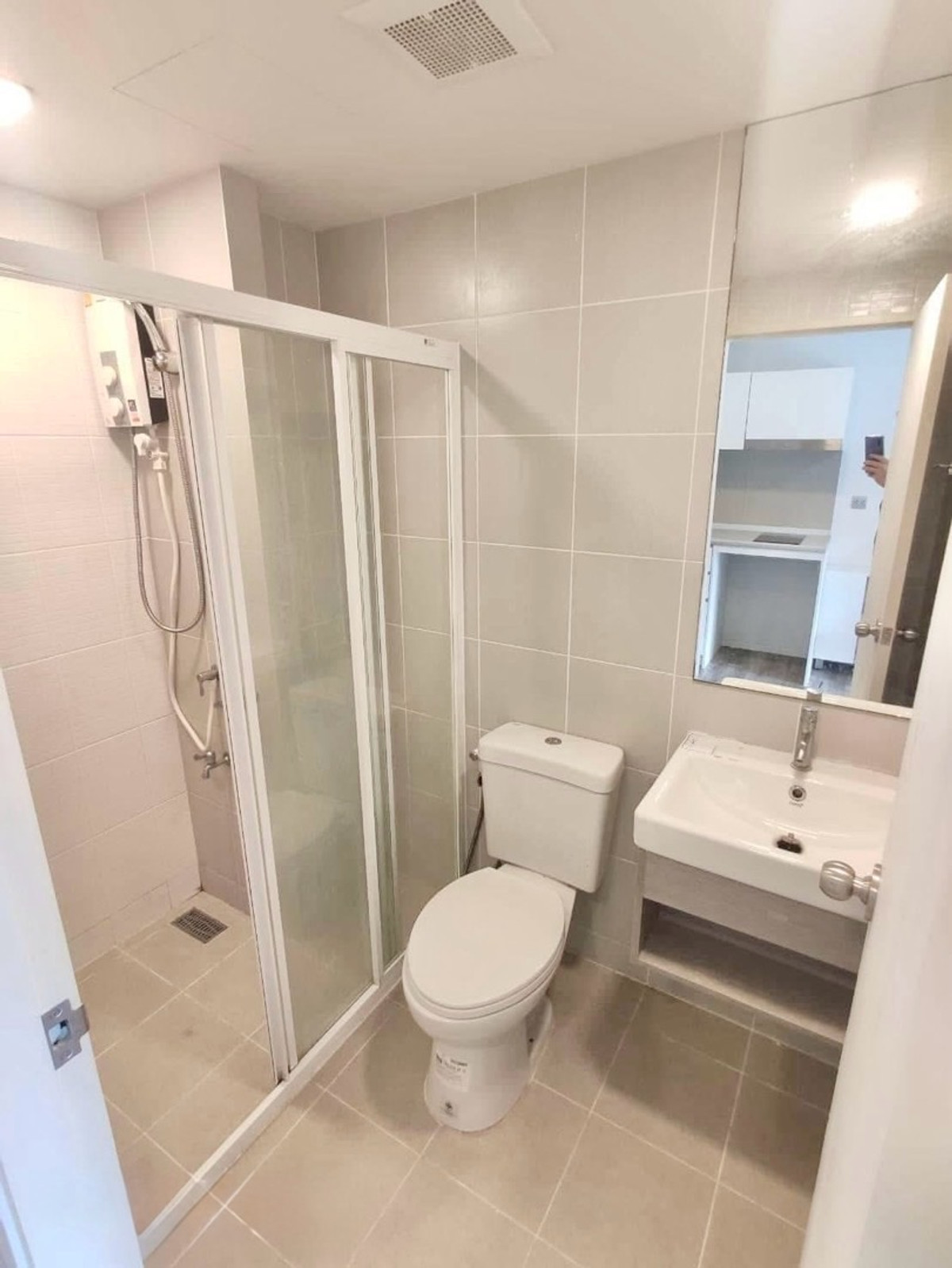 ให้เช่าคอนโดแจ้งวัฒนะ เมืองทอง : 📍 โครงการ : Atmoz Chaengwattana 🚝 ใกล้ : MRT สายสีชมพู  | ศูนย์ราชการแจ้งวัฒนะ💵 ราคาเช่า : 8,500 บาท / เดือน