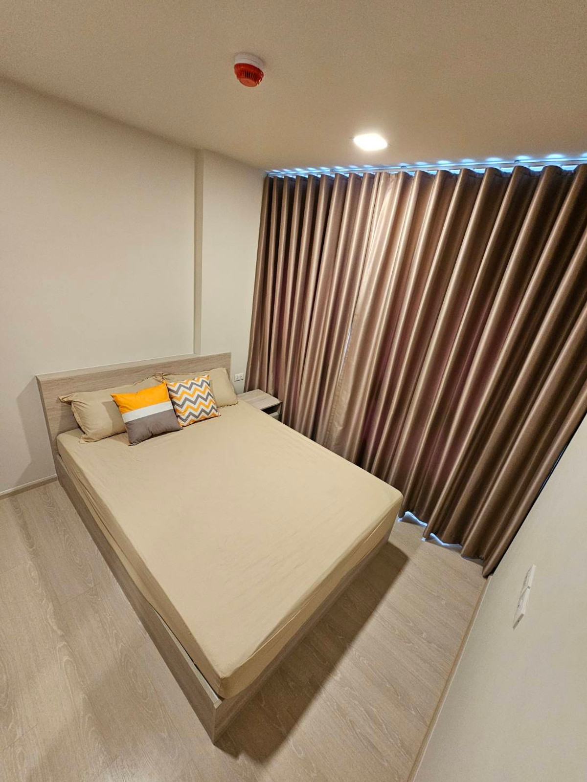 ให้เช่าคอนโดรามคำแหง หัวหมาก : 🎉 ห้องใหม่เอี่ยม! ไม่เคยปล่อยเช่า พร้อมเข้าอยู่ทันที  ดีคอนโด คาล์ม รามคำแหง 40