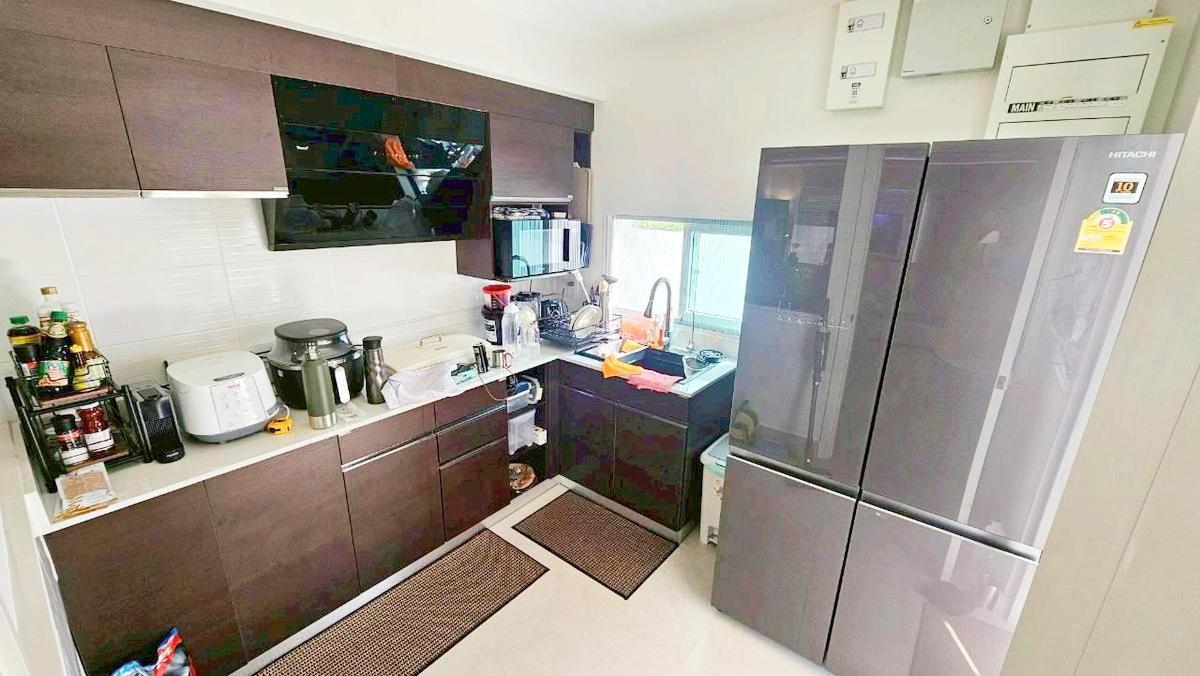 ขายบ้านพุทธมณฑล ศาลายา : ขาย Vie ปิ่นเกล้า-สาย 5 บ้านเดี่ยว 2 ชั้น เหมือนใหม่ 54 ตรว. 4 นอน 4 น้ำ พร้อมอยู่ 