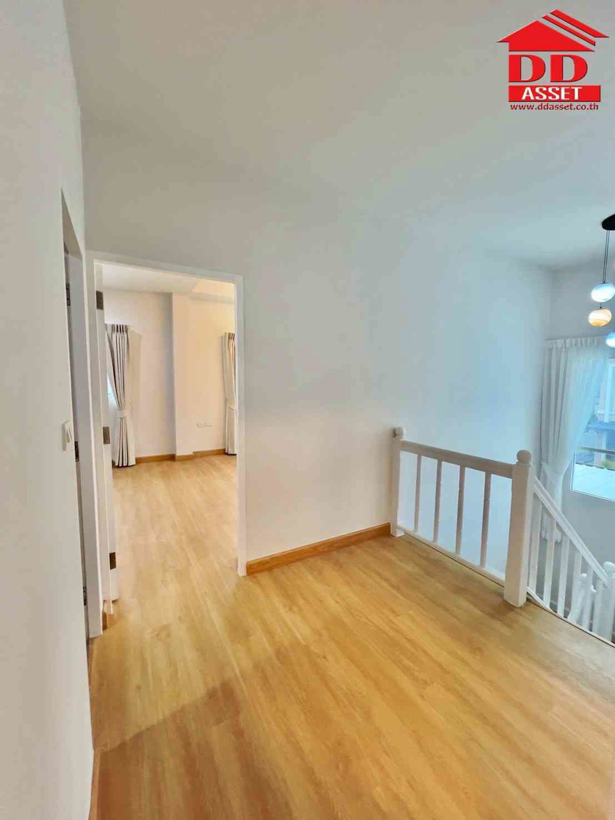 ขายบ้านนวมินทร์ รามอินทรา : ขายบ้านเดี่ยว บ้านลลิลแลนซีโอ (Lanceo Wongwaen-Ramintra) ถนนเลียบคลองสอวงแหวน-รามอินทรา รหัส : H8165