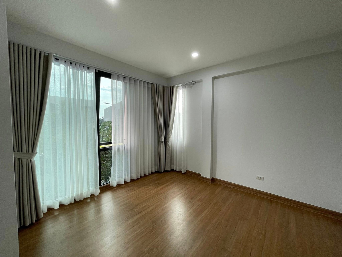 Onnut, Udomsuk : P-2936 For sale/rent semi-detached house Baan Klang Muang The Edition Sukhumvit - On Nut, ready to move in.