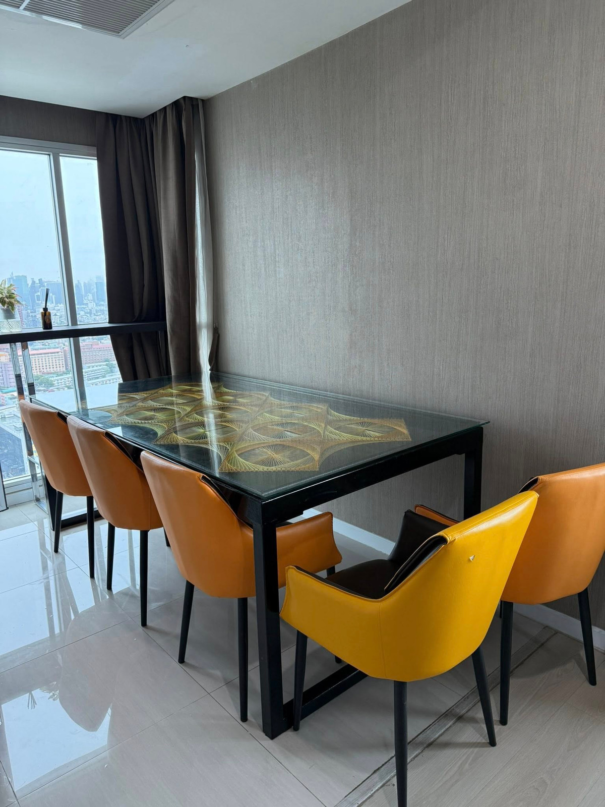 For RentCondoRatchadapisek, Huaikwang, Suttisan : 💥 For Rent ✨ Life Ratchadapisek ✨ 2 Bedrooms, 65 sq.m., ready to move in ✅ Located near MRT Huai Khwang, only 400 meters 🚇 (No.260231)