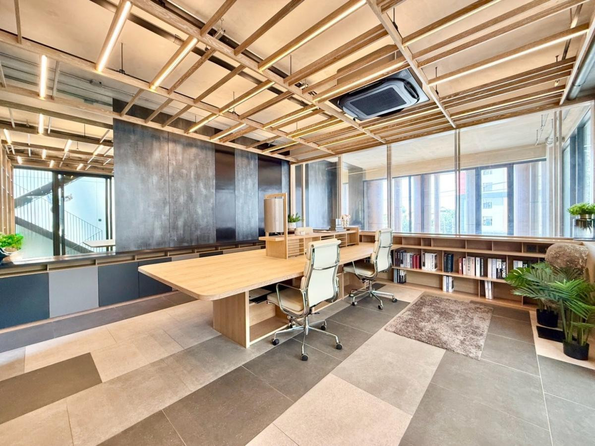 ขายทาวน์โฮมลาดพร้าว เซ็นทรัลลาดพร้าว : 🏢 โฮมออฟฟิศ Baan Puripuri ลาดพร้าว 41 | 295 ตร.ม. แต่งครบ 21.64 MB 📞: 065-626-5636 (คุณกี้)