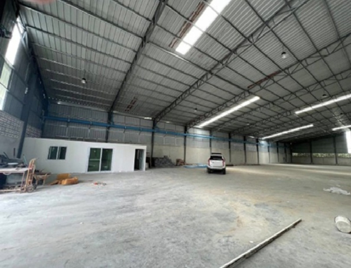 ให้เช่าโกดังพระราม 5 ราชพฤกษ์ บางกรวย : For Rent ให้เช่าโกดังพร้อมสำนักงาน / ขนาดใหญ่ / พื้นที่ 1450 ตารางเมตร ถนนนครอินทร์ บางกรวย ใกล้โลตัส นครอินทร์ รถเทรลเลอร์เข้าออกได้