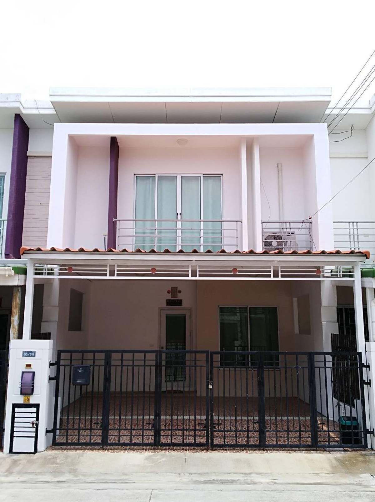 For RentTownhome : "ปล่อยเช่าทาวน์เฮ้าส์ พฤกษาทาวน์ เน็กซ์ อ่อนนุช - พระราม 9 Pruksa Town Nexts Onnut - Rama 9 โซนหน้าหมู่บ้าน