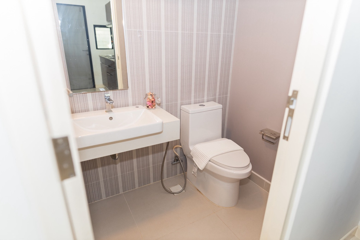 TownhomeBangna, Bearing, Lasalle : P-2857 For rent/Urgent sale! indy 5 Bangna KM.7, ready to move in, corner unit, near Mega Bangna, only 5 minutes.