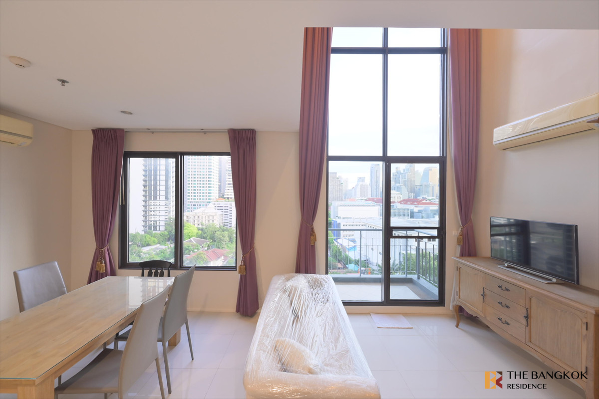 CondoRama9, Petchburi, RCA : Very urgent sale! Best price in the Duplex Villa Asoke building.