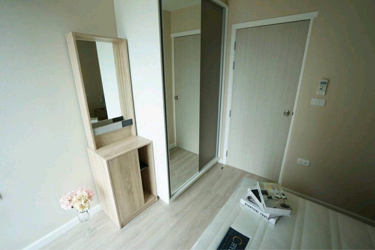 For RentCondoKhlongtoei, Kluaynamthai : ✨️️For rent✨️ Metro Luxe Rama 4
 Metrolux Rama 4
🧸.Room size 30 square meters.💗
Price 12,000 baht/month (1 year contract)
If you sign a 2 year rental contract, there is a discount of 11,000 baht/month✨️