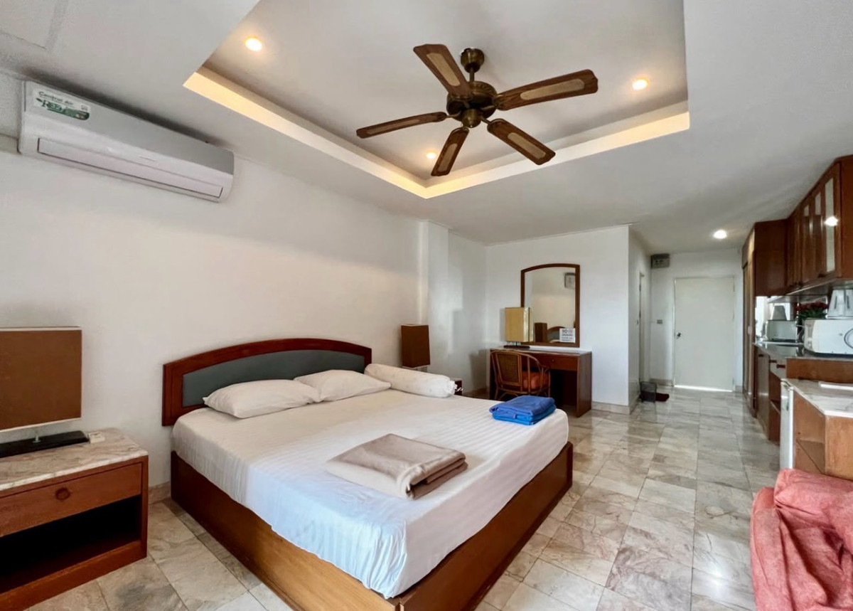 คอนโดพัทยา บางแสน ชลบุรี สัตหีบ : คอนโดวิวทะเล ราคา1.1ลบ. โควต้าต่างชาติ ห้องดีกว่าราคา ✅