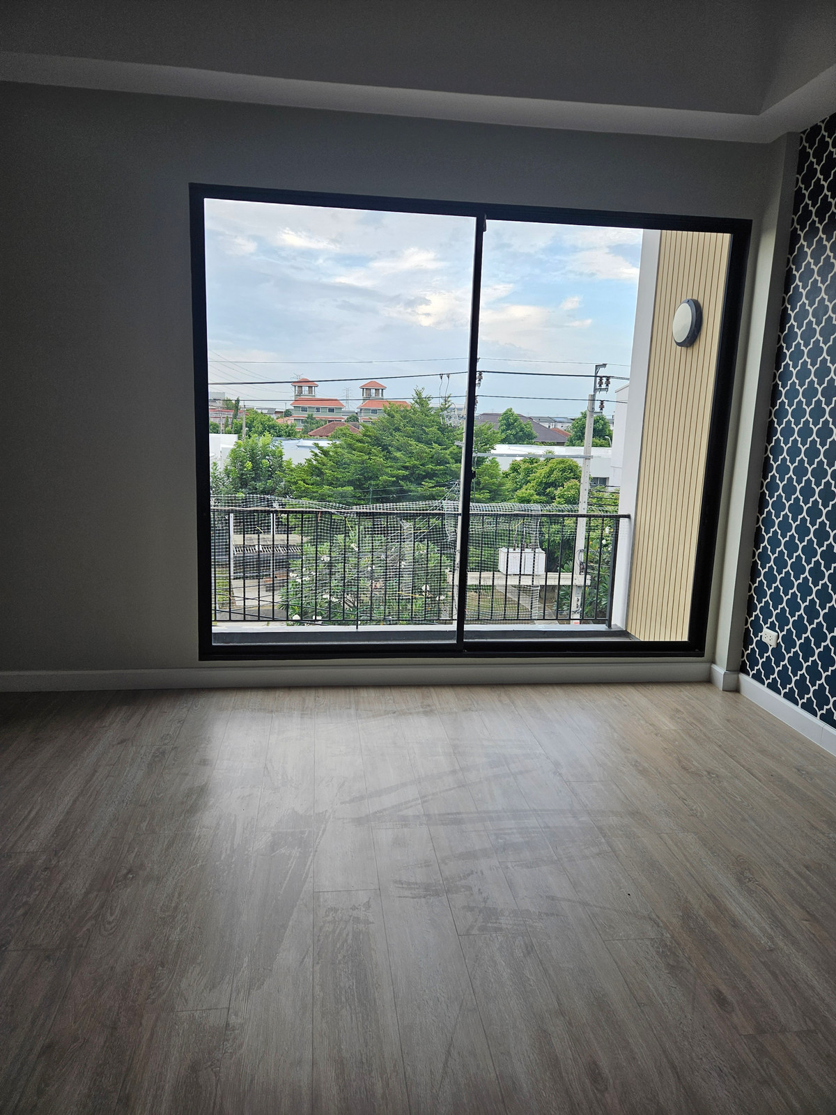 ขายทาวน์โฮมมีนบุรี-ร่มเกล้า : นลิน แกรนด์ อเวนิว วงแหวน - พระราม 9 / 3 ห้องนอน (ขาย), Nalin Grand Avenue Wongwean - Rama 9 / 3 Bedrooms (FOR SALE) AA604