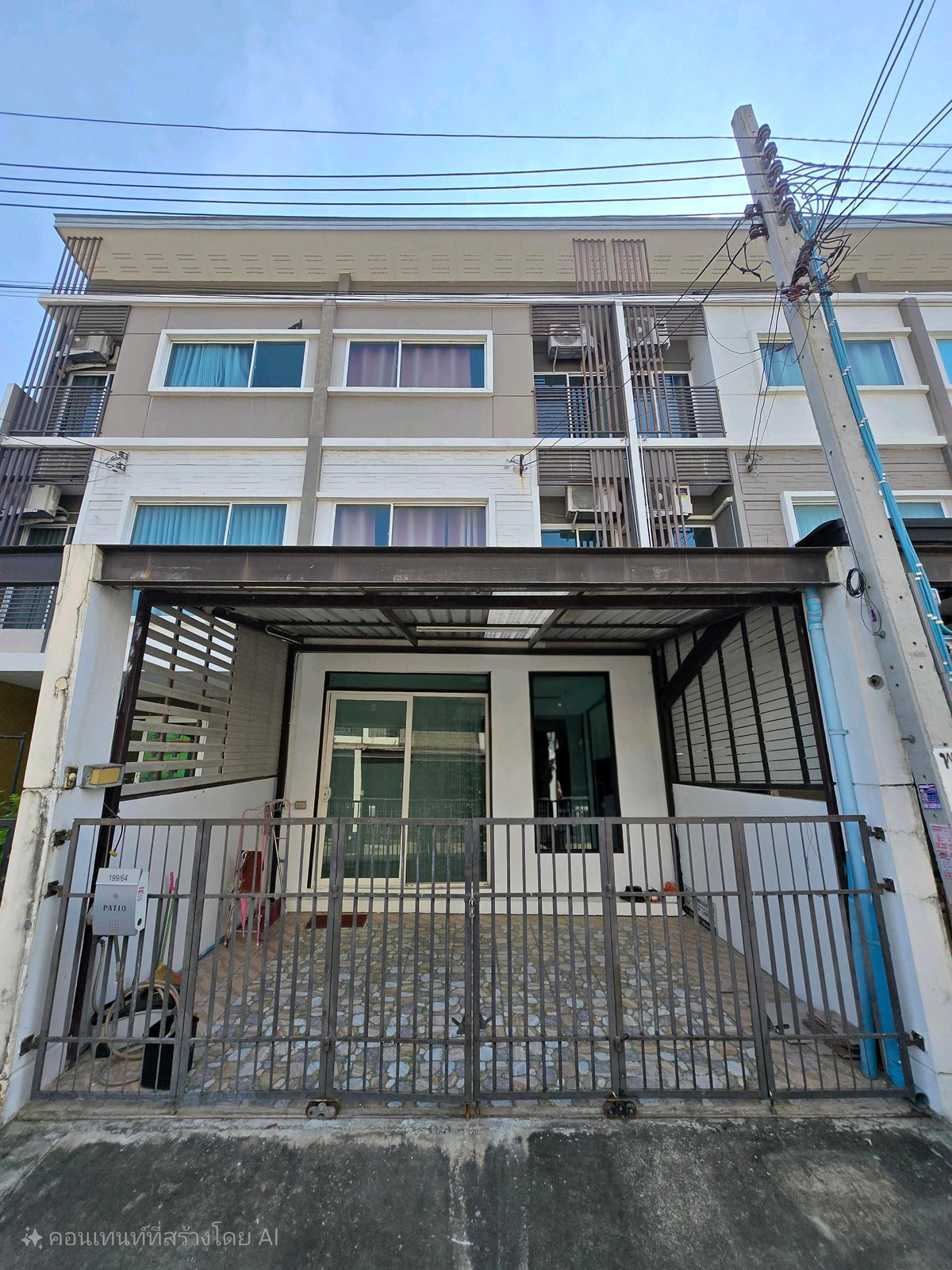 For RentTownhomeBangna, Bearing, Lasalle : For rent: Patio Bangna - Wongwaen