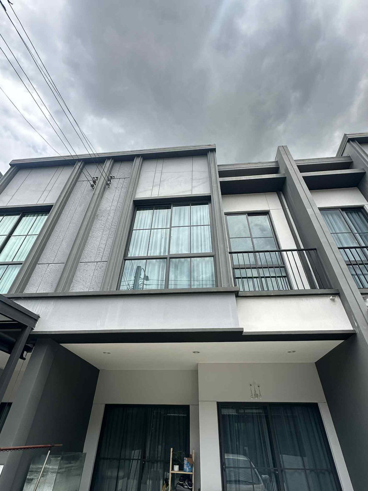 ให้เช่าทาวน์โฮมนวมินทร์ รามอินทรา : "ปล่อยเช่า ทาวน์เฮ้าส์/ทาวน์โฮม เวิร์ฟ สายไหม - พหลโยธิน ออเงิน เขต สายไหม กรุงเทพ พร้อมเฟอร์นิเจอร์และเครื่องใช้ไฟฟ้าครบคัน