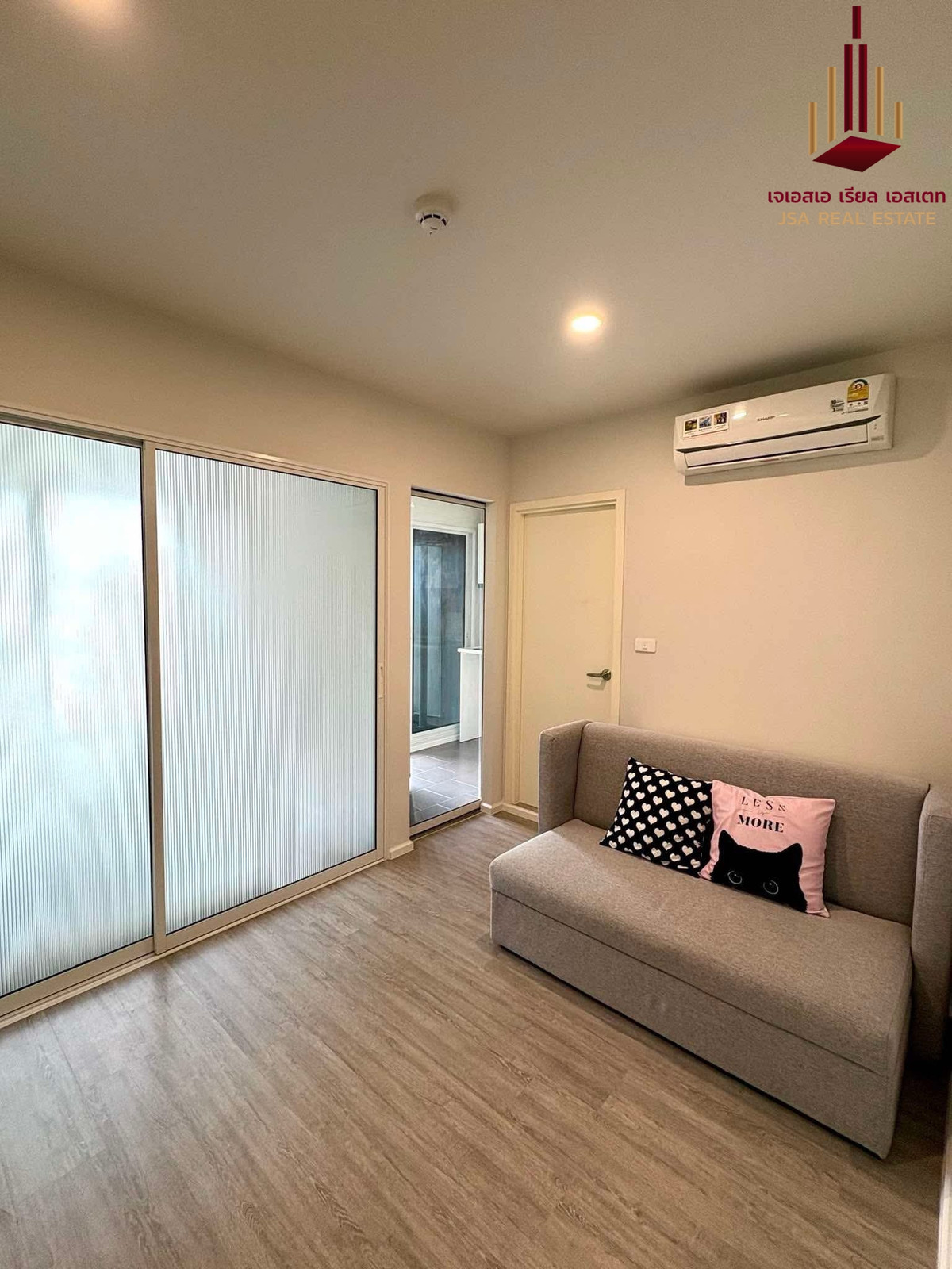 ให้เช่าคอนโดเกษตรศาสตร์ รัชโยธิน : ✨ For Rent: Blue Phahonyothin 35 Condo ✨  💰 Only 14,000 THB/month