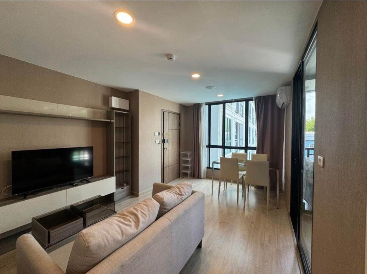 ขายคอนโดสาทร นราธิวาส : 🏢 คอนโด 2 นอน ห้องมุม วิวสระ The Cube Urban Sathorn-Chan ราคาขาย 4.79 ล้านบาท 📞: 065-626-5636 (คุณกี้)