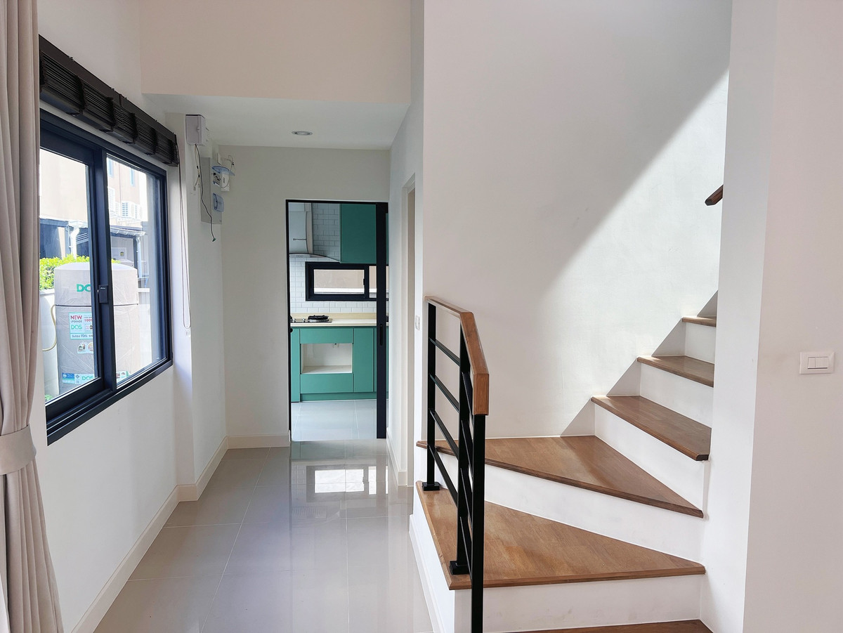Onnut, Udomsuk : P-2936 For sale/rent semi-detached house Baan Klang Muang The Edition Sukhumvit - On Nut, ready to move in.